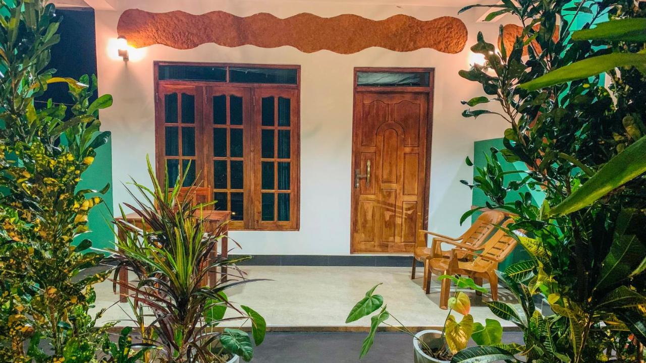 Sigiri Starwing Villa Сигирия Экстерьер фото